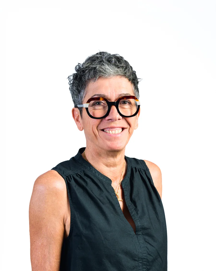 Portrait d'Agnès Alfonso-Chariol, maire de Sainte-Terre