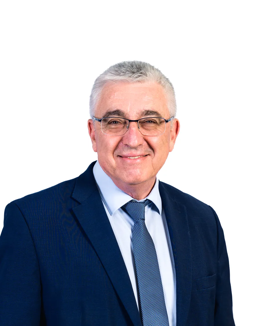 Portrait d'Hervé Gillé, sénateur de la Gironde
